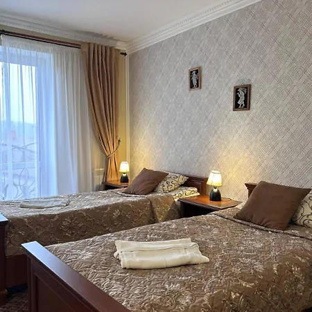 Hotel Three Korony Skhidnytsia Exterior photo