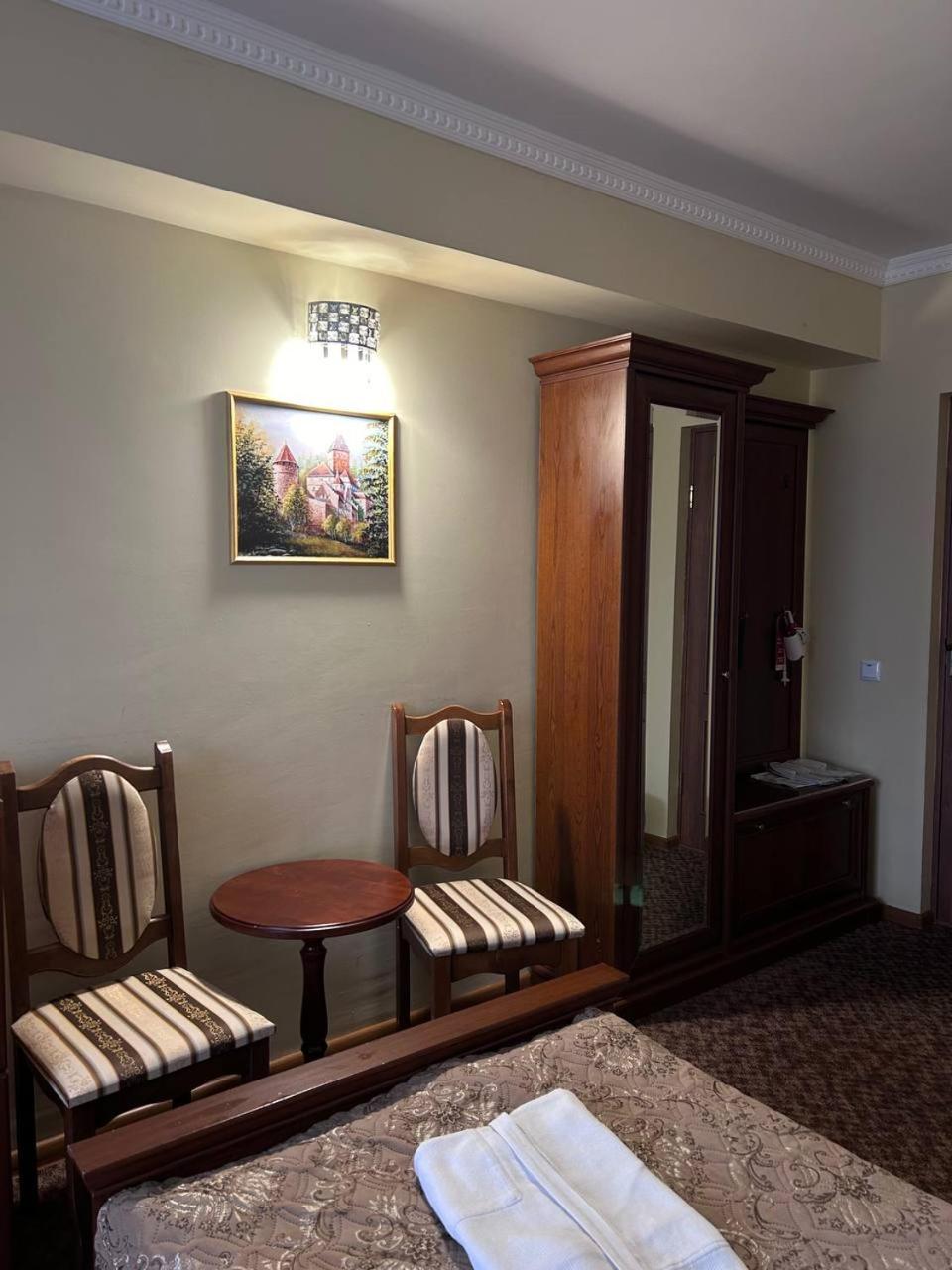 Гостевой дом три короны 3*
